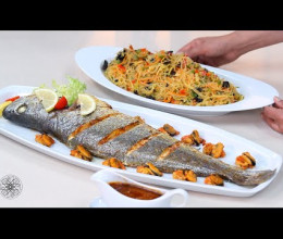 Recette facile et réussie de poisson au four, salade de vermicelle aux fruits de mer 