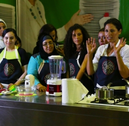 مسابقة زومبا / باربكيو : ورشة مثلجة بالخوخ