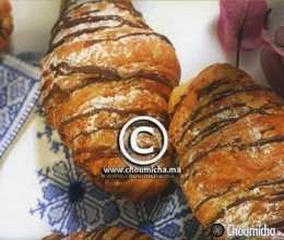 Croissants fourrés aux amandes