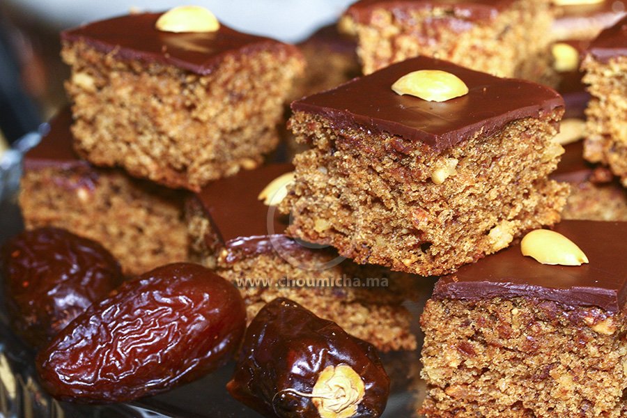 Recette Gateau Aux Dattes Et Aux Amandes Gateau Aux Dattes Dattes Recette Gateau