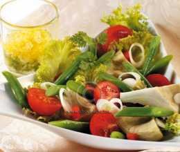Salade fraîcheur aux légumes et sa vinaigrette aux œufs durs